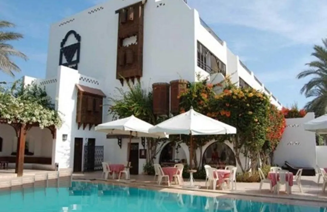 Six Corners Resort-1