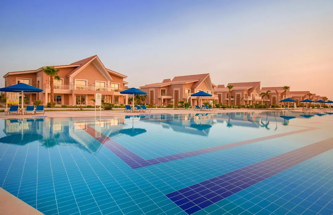 Pickalbatros Sea World Resort - Marsa Alam- "Aqua Park"-1