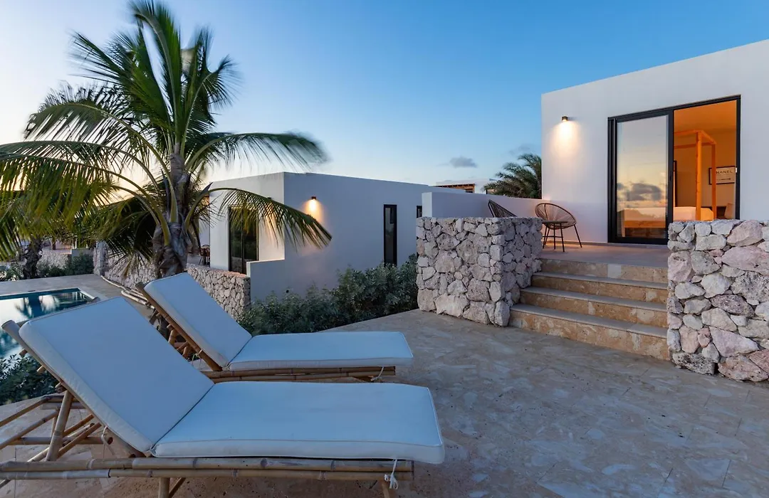 Luxury Villa With Privacy And Private Swimming Pool-1