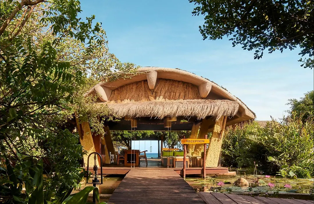 Uga Chena Huts-1