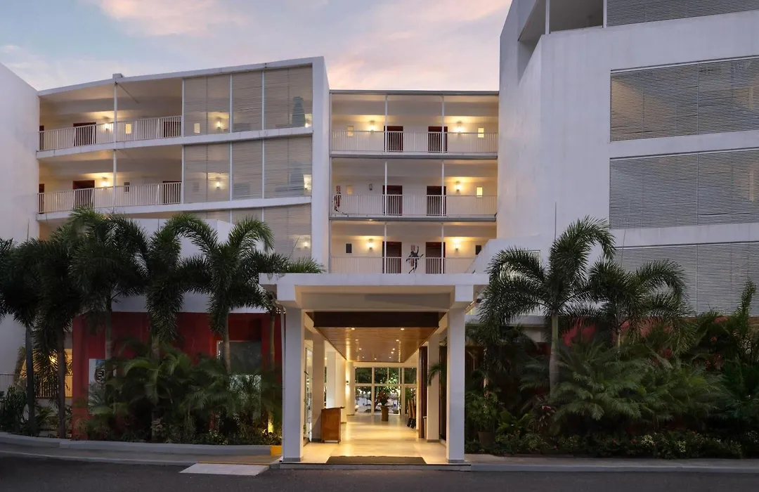 Grand Decameron Cornwall Beach, A Trademark All-Inclusive Resort-1