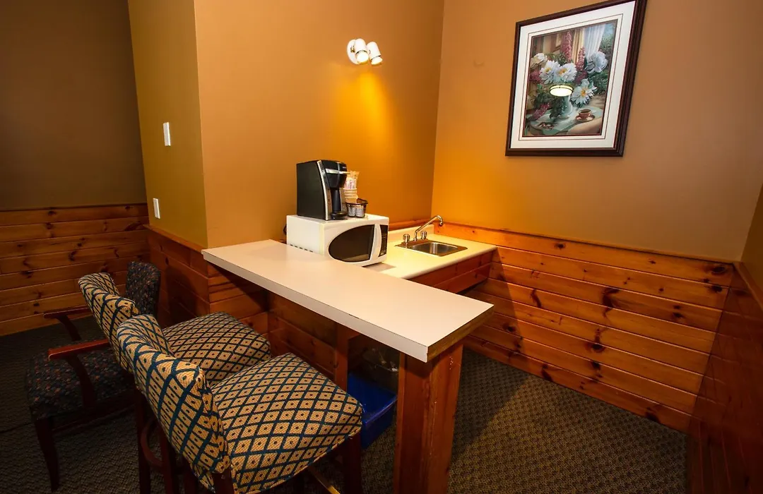 Oakwood Resort-1