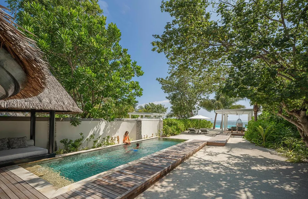 Four Seasons Resort Maldives At Kuda Huraa-1