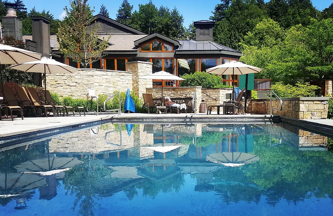 Topnotch Resort-1