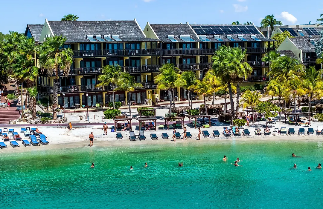 Lionsdive Beach Resort-1