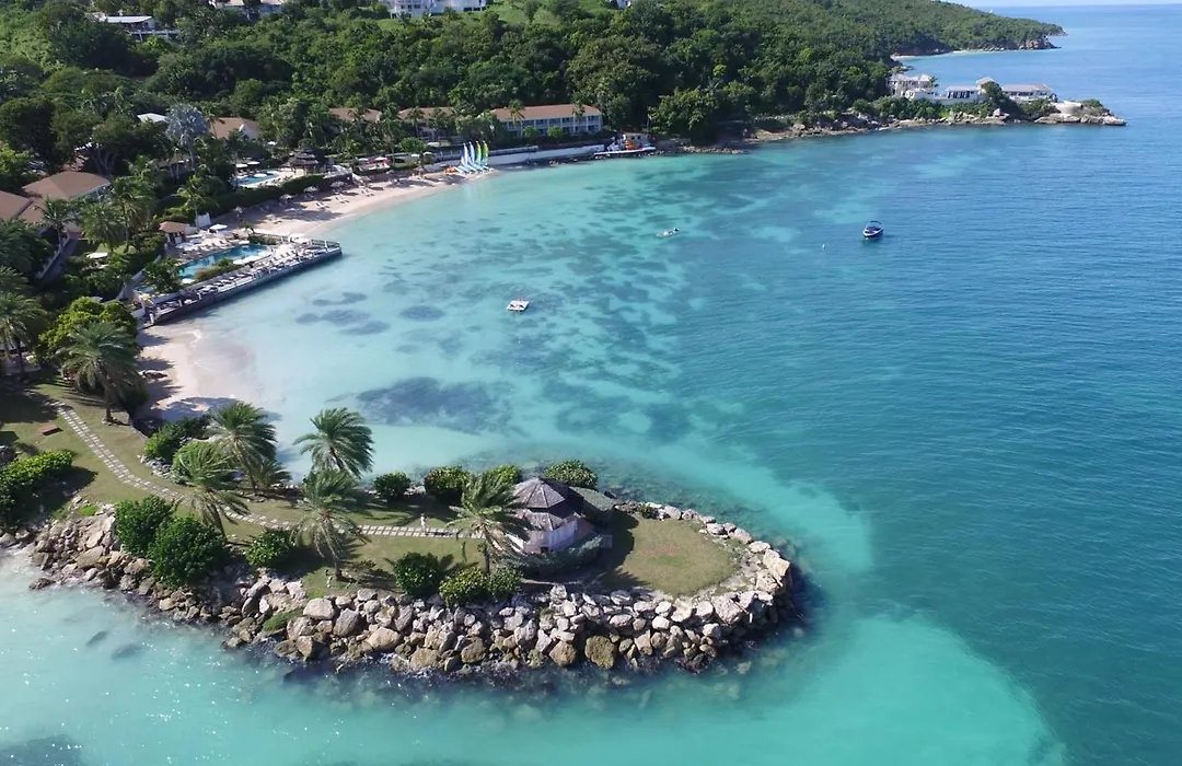 Blue Waters Resort And Spa-1