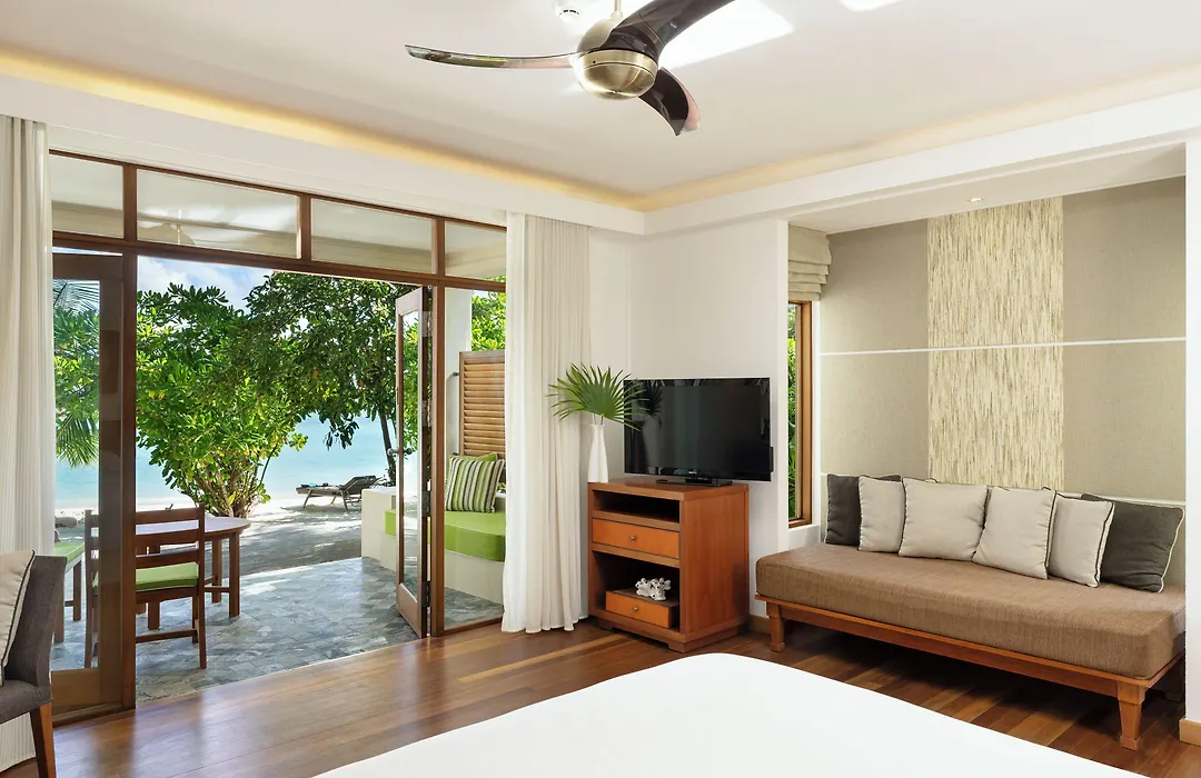 Niva Kurumba Maldives-1