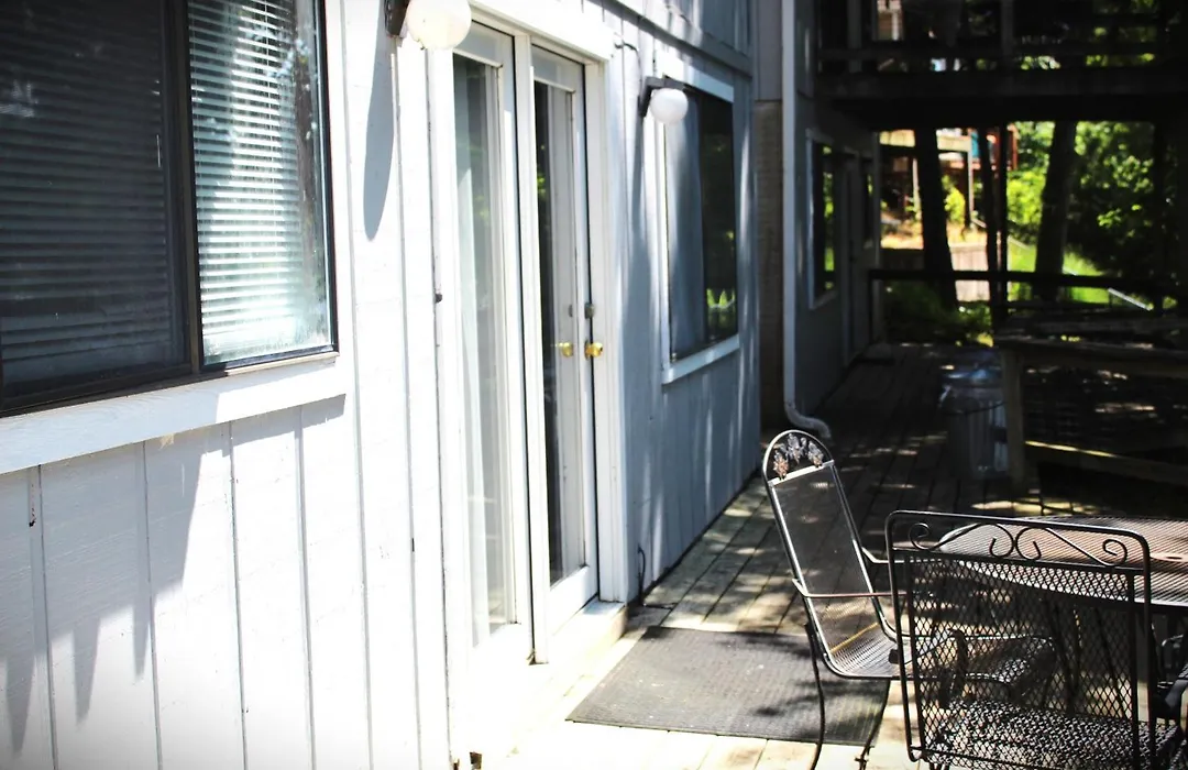 Rock Harbor Resort And Motel-1