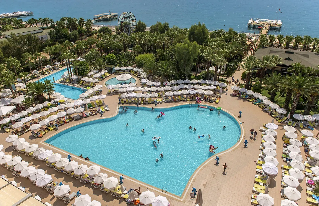Delphin Deluxe Resort-1