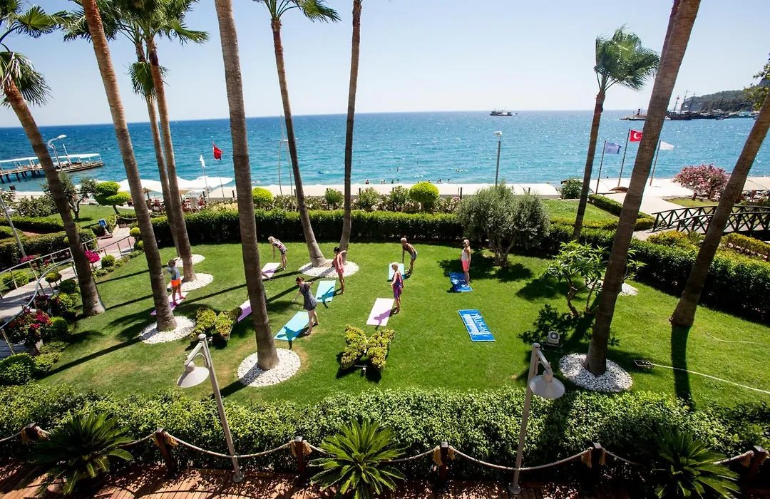 Fame Residence Kemer & Spa-1