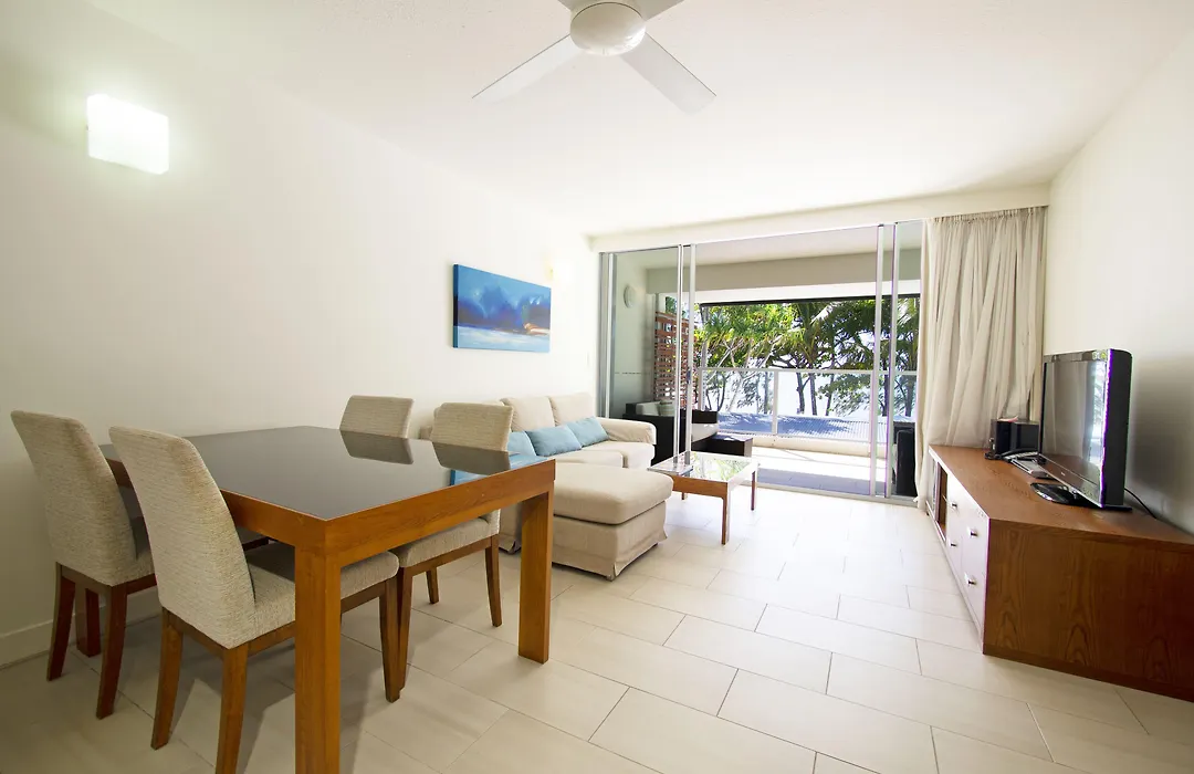 Drift Palm Cove-1