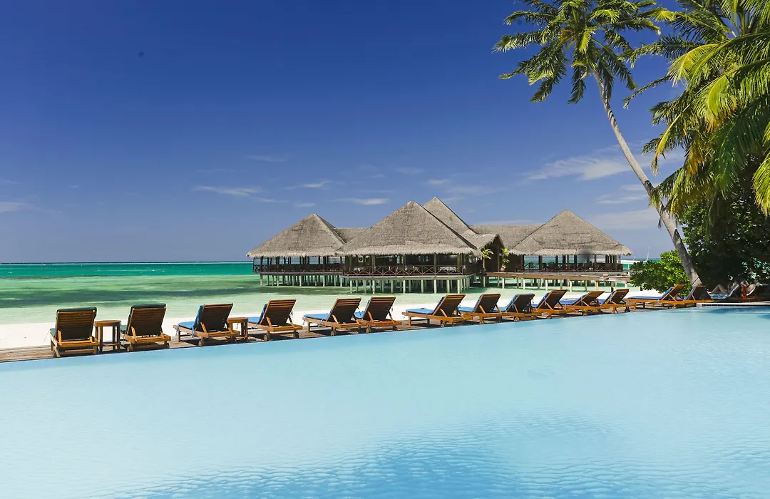 Medhufushi Island Resort-1