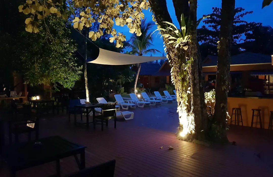 Lanta Pearl Beach Resort-1
