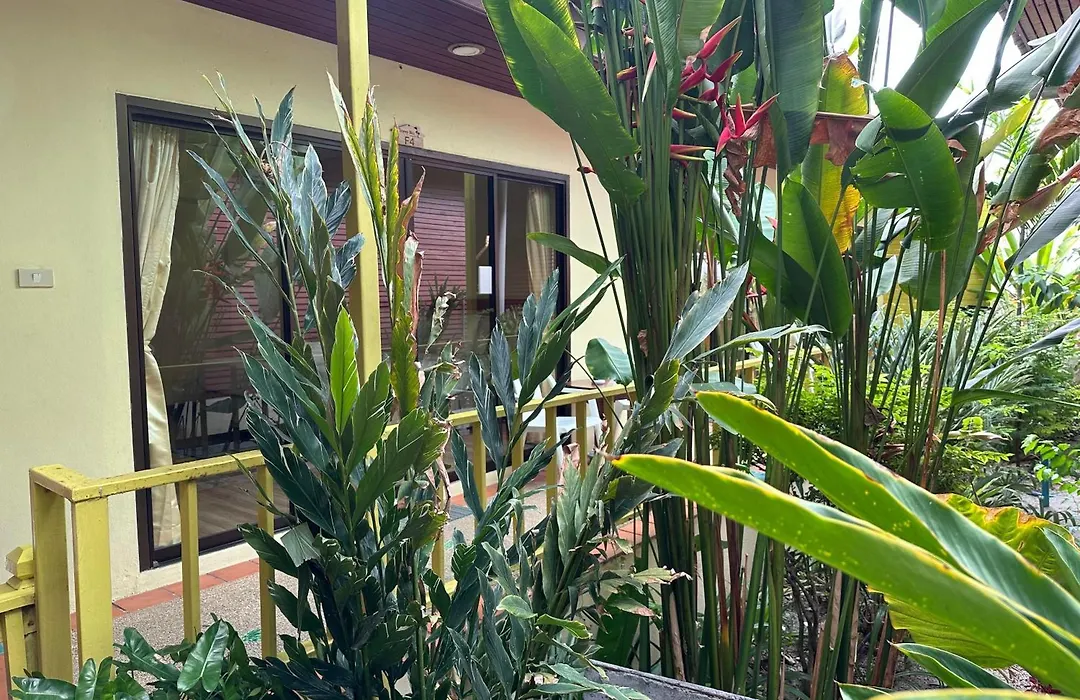 Chaweng Bliss Bungalow-1