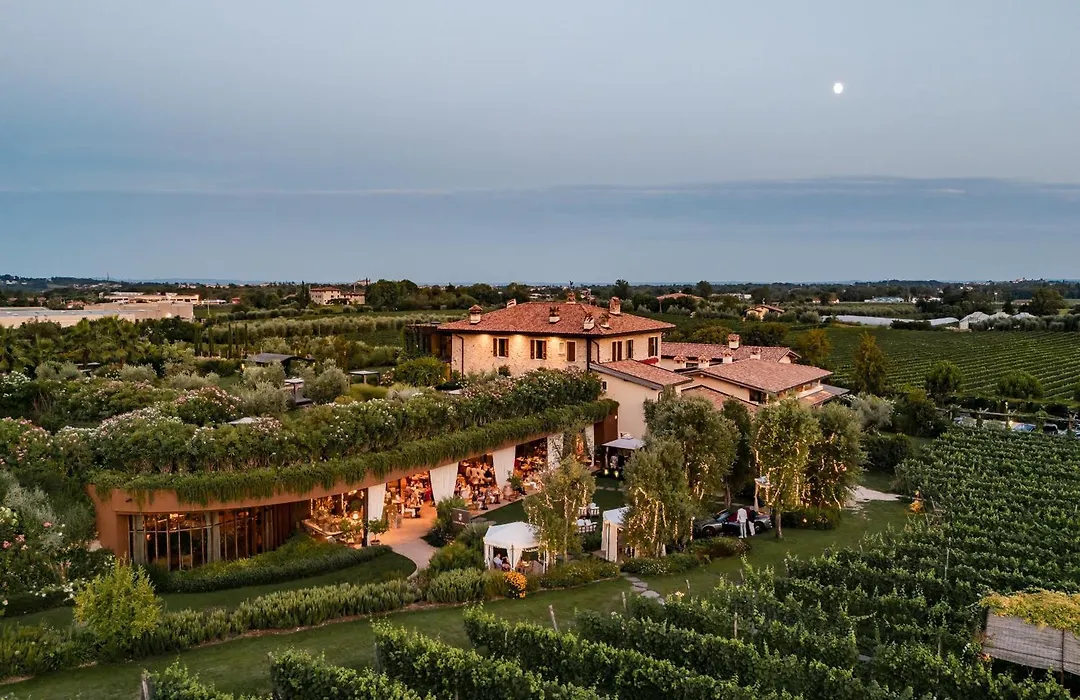 Conti Thun Wine Resort-1