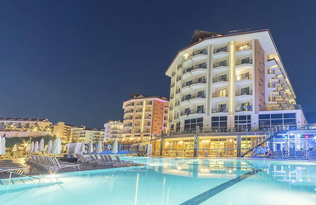 Ramada Resort Kusadasi & Golf-1