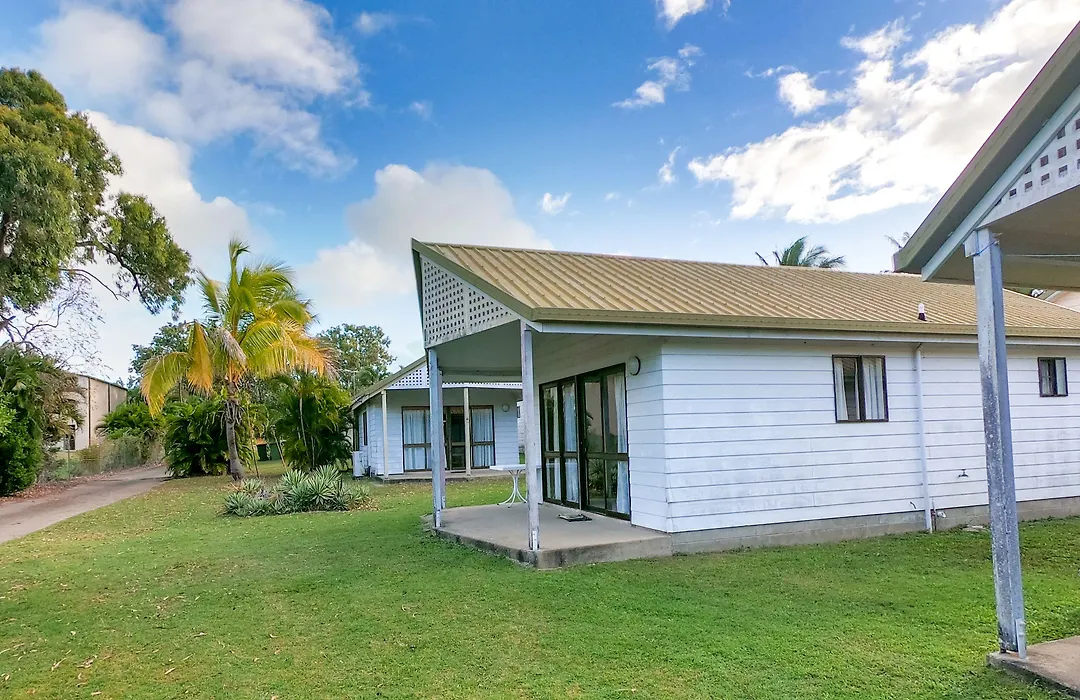 Halliday Bay Resort-1