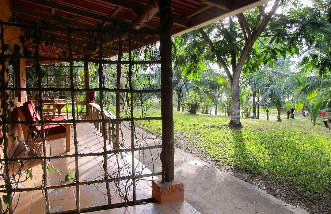 Popa Paradise Beach Resort-1