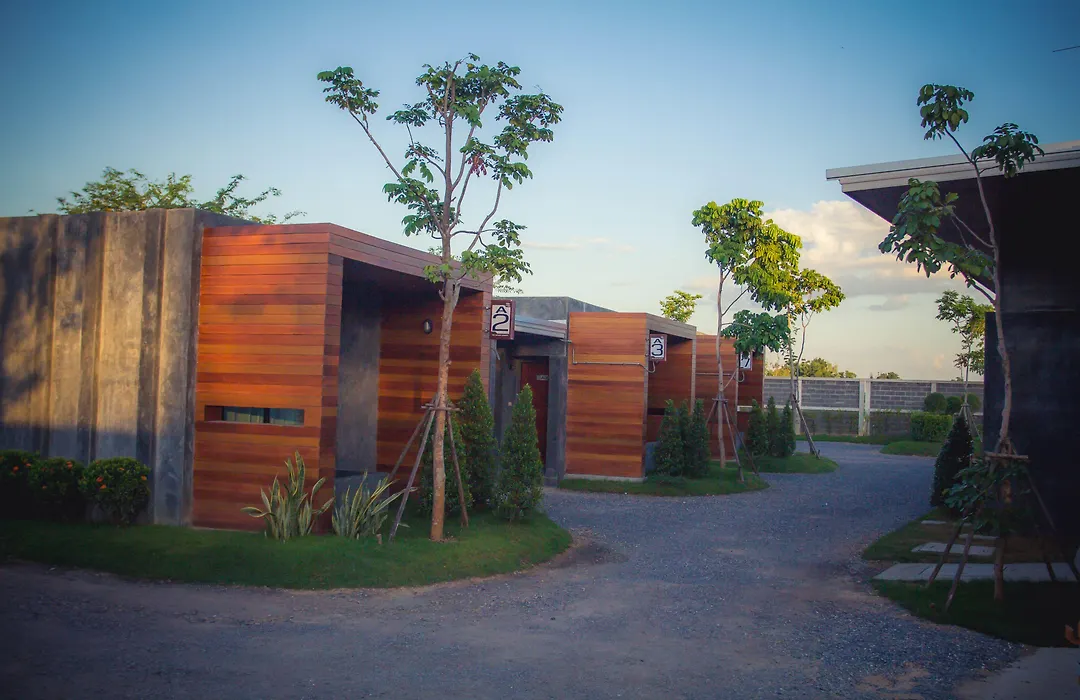 The Infinite Resort-1