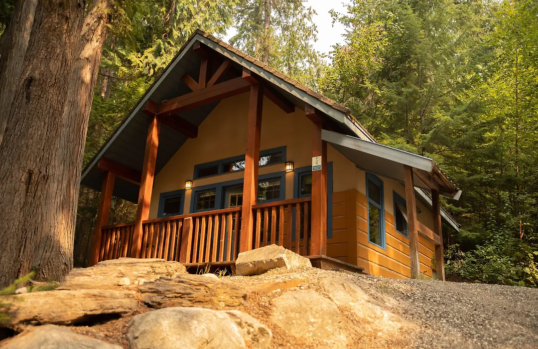 Halcyon Hot Springs Resort-1