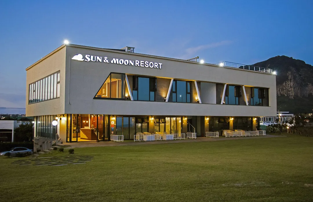 Sun And Moon Resort-1