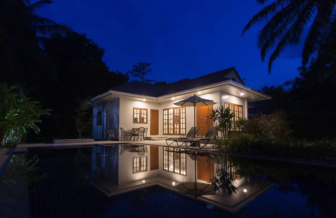 Alisea Pool Villa Aonang-1