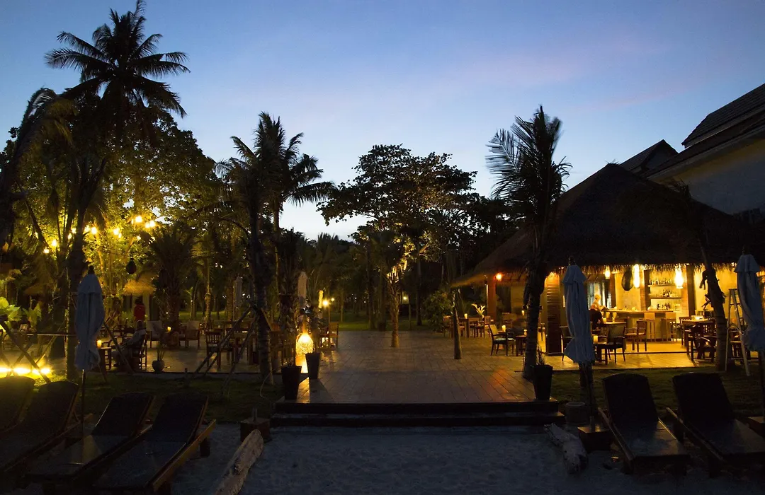 Mali Resort Sunrise Beach-1
