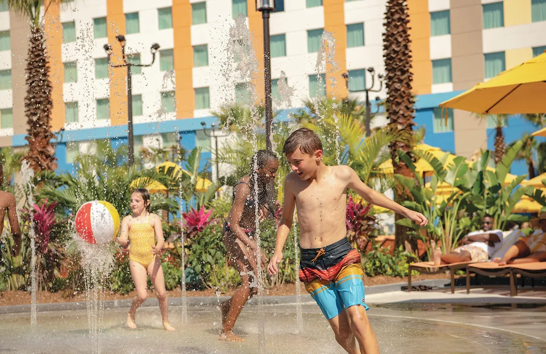 Universal'S Endless Summer Resort - Dockside Inn And Suites-1