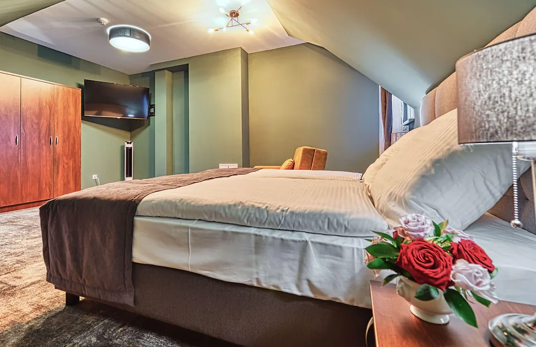 St Lukas Medical & Spa-1