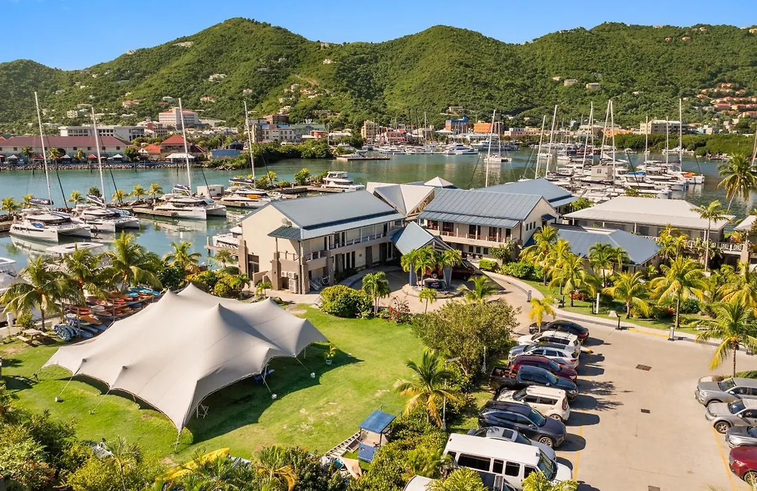 Moorings Yacht Club-1