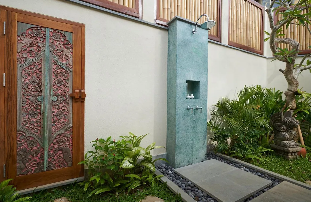 Tandjung Sari Hotel-1