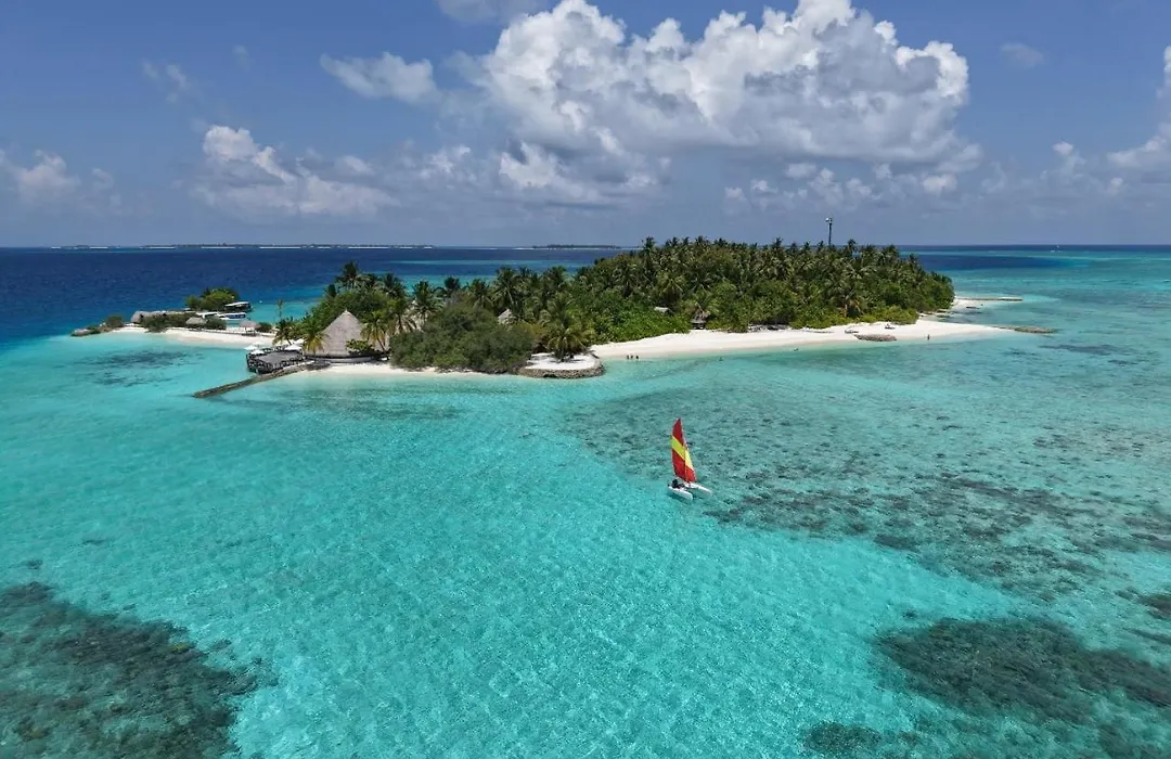 Makunudu Island- An Intimate Hideaway-1