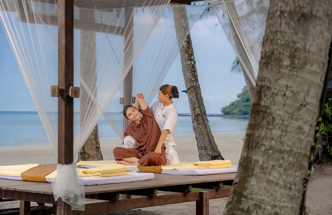 High Season Pool Villa & Spa-1
