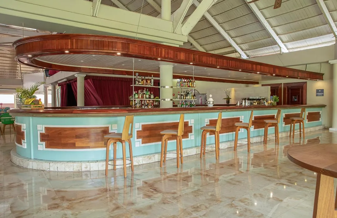 Iberostar Waves Dominicana-1