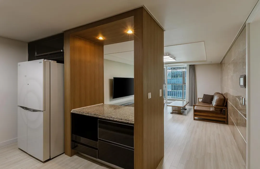 Pale De Cz Condo-1