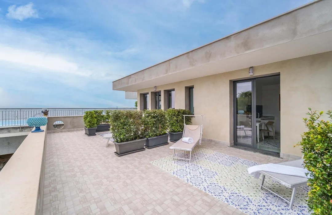Aurora View Resort, Boutique Suites Near Taormina & Mount Etna-1