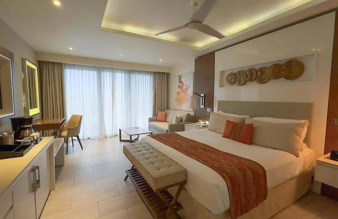 Royalton Bavaro, An Autograph Collection All-Inclusive Resort & Casino-1