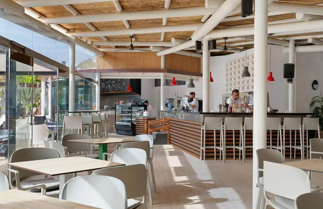 H10 Suites Lanzarote Gardens-1
