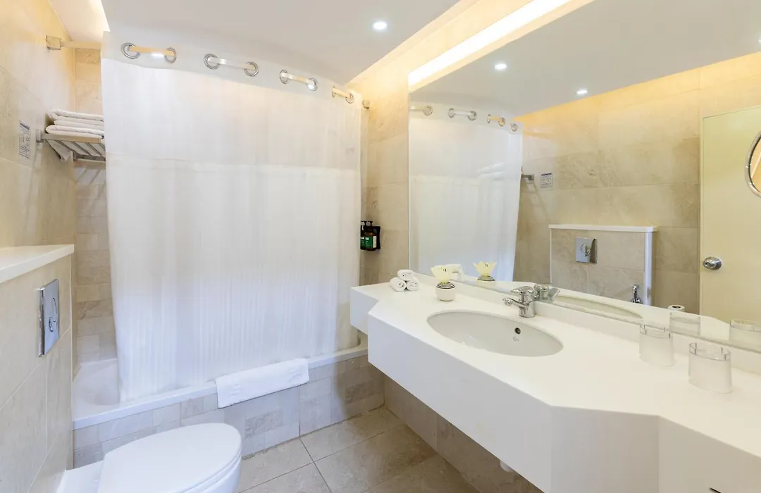 Petra Guest House Hotel-1