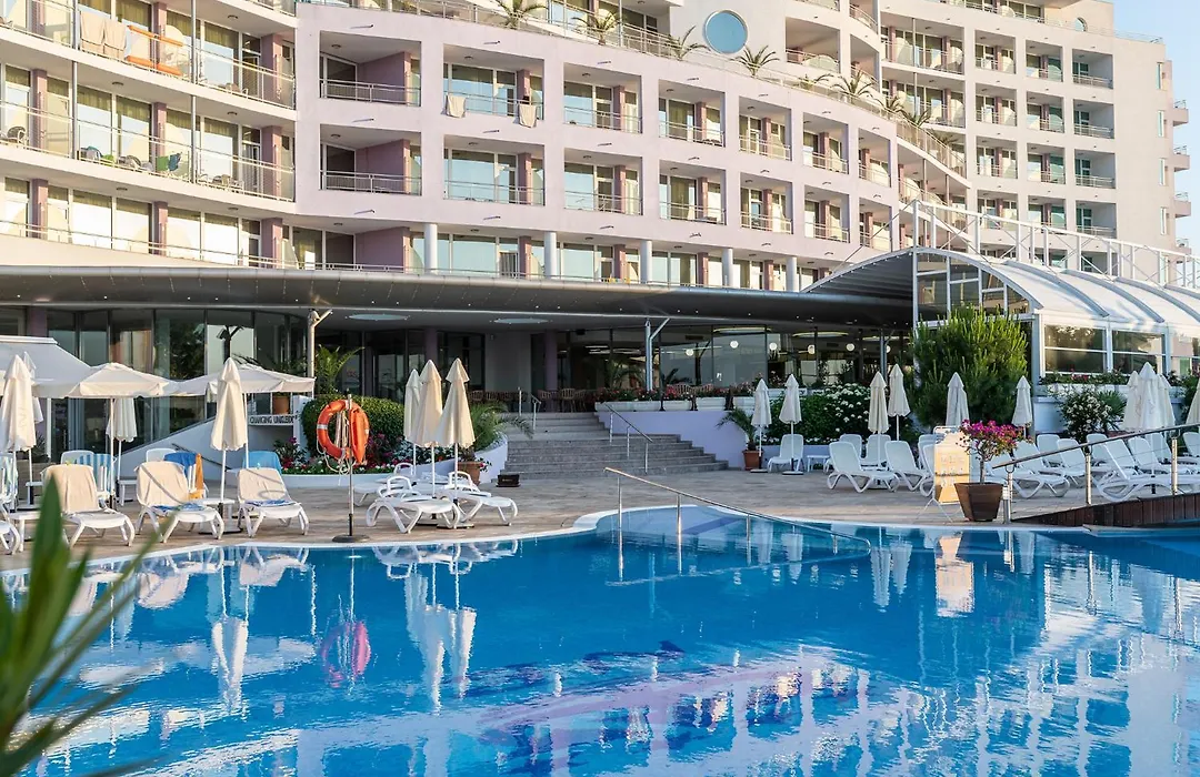 Hotel Neptun Beach-1