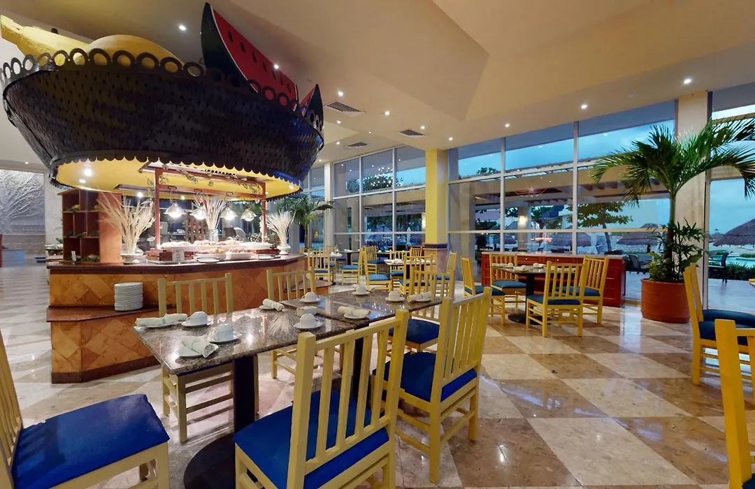 Grand Park Royal Cancun (Adults Only)-1