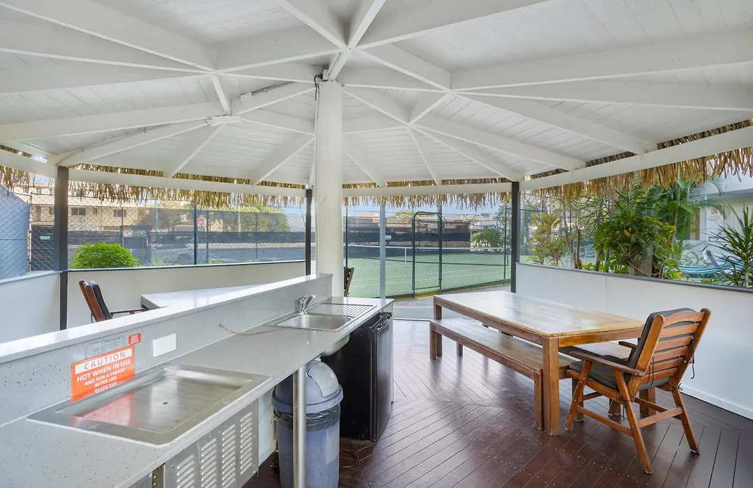 Mariner Shores Club-1