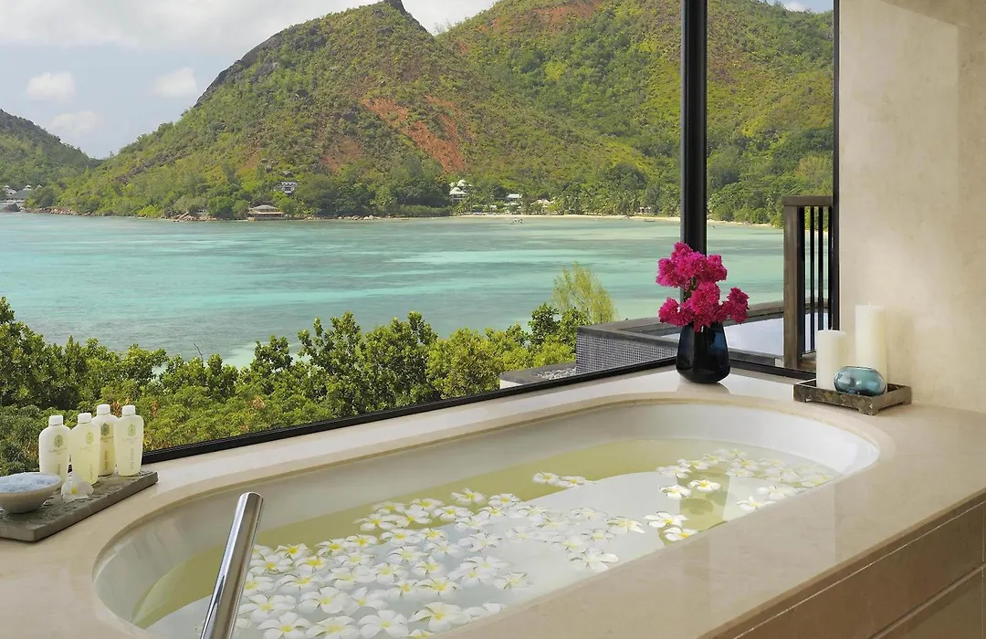 Raffles Seychelles-1
