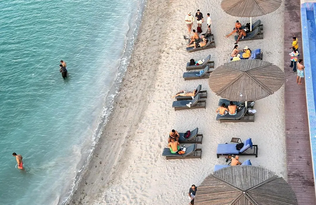Dragon Beach Hotel-1