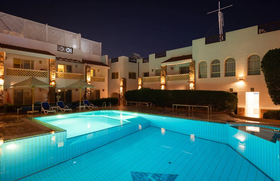 Camel Dive Club & Boutique Hotel-1