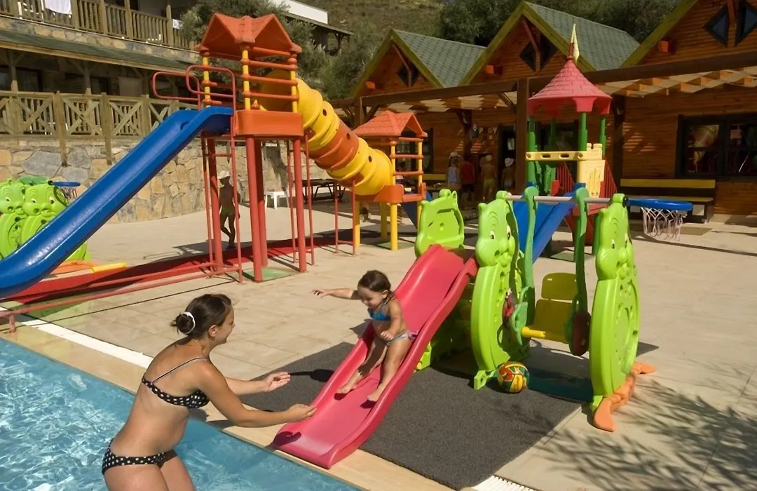 Green Bay Resort & Spa-1