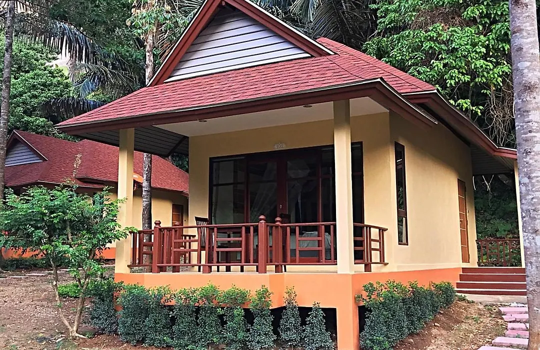 Tonsai Bay Resort-1