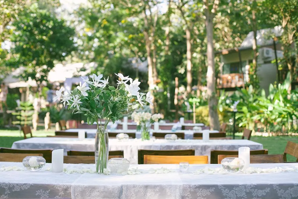 E-Outfitting Doikham Resort-1
