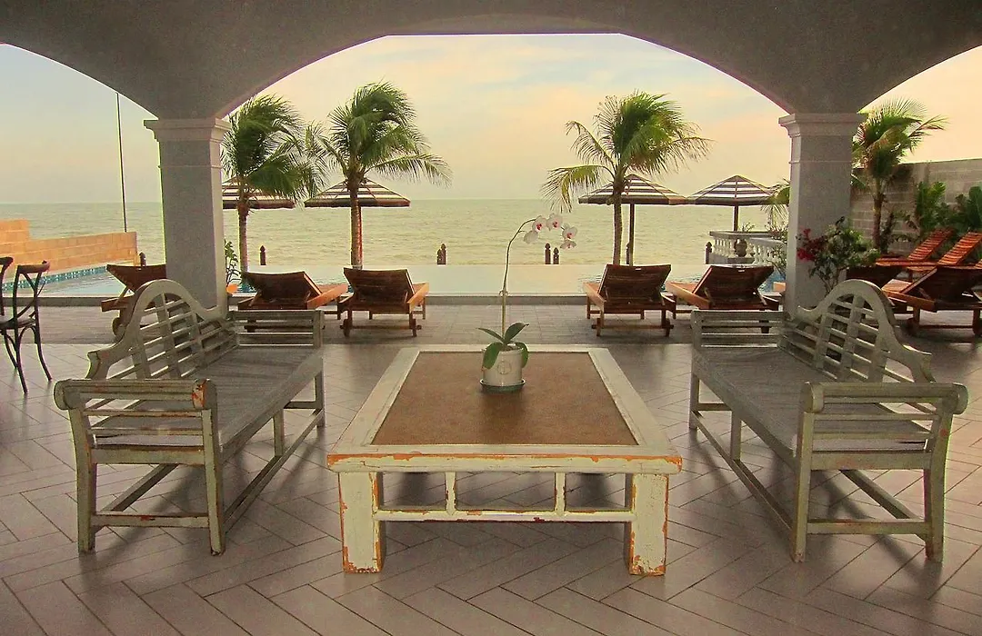 Serenity By The Sea-1