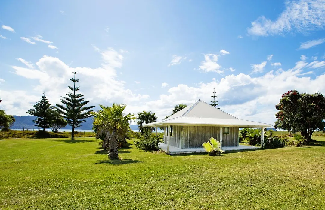 Slipper Island Resort-1